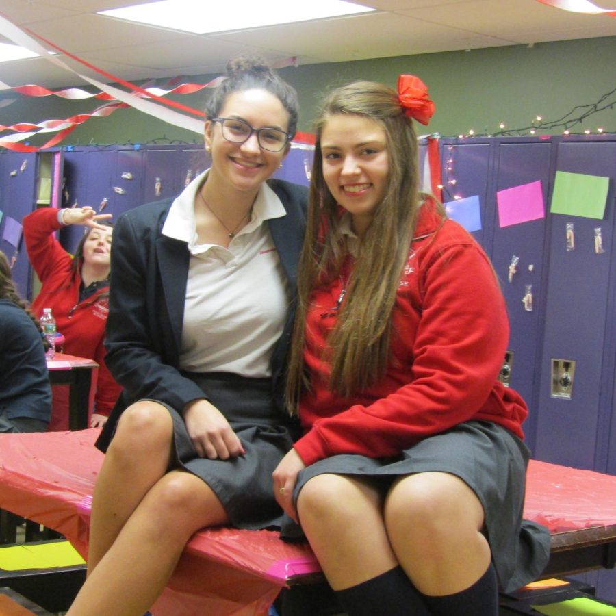 Senior commons decorated for Christmas; Alex Rider 18 celebrating with friends when she got into college