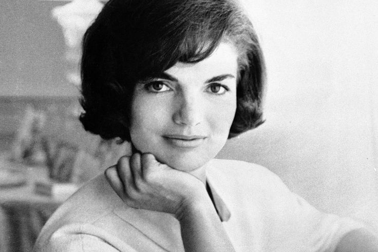 Jackie Kennedy Onassis: The Greatest Fashion Icon of the 1960s