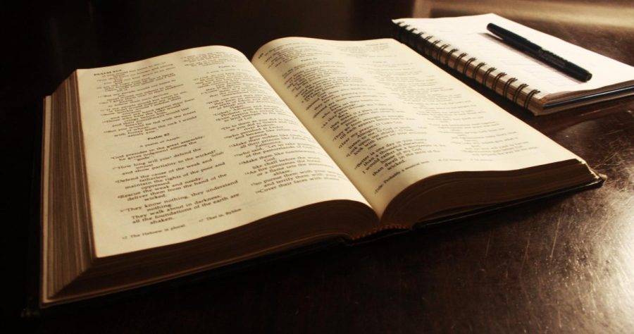 What can the Bible teach us? Elisabeth Smith 28 explored it more deeply during Lent. 