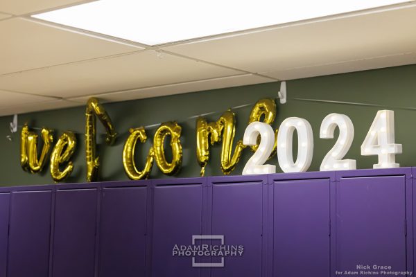 The Senior Commons, freshly decorated for the first day of school. 