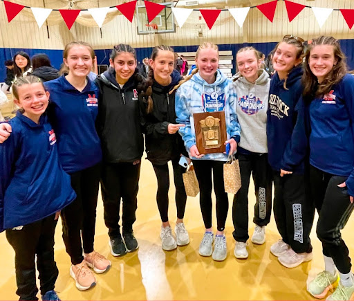 All smiles from Montrose’s Cross Country team after a huge NEPSTA Championship victory! 