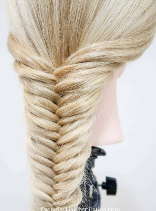 Fishtail braid
