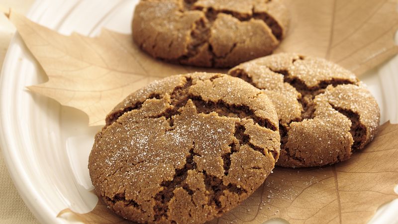12 Days of Cookie Christmas: Day 2 - Crackle Top Molasses Cookies